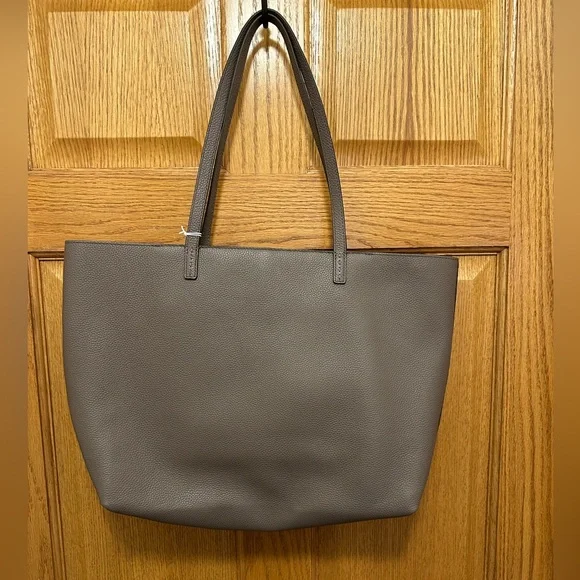 Tory Burch purse used twice like new - Picture 4 of 9